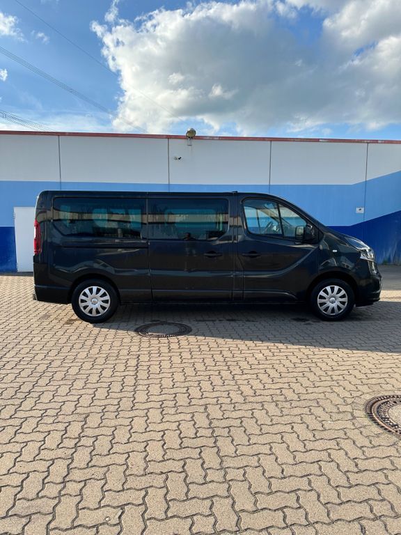 Opel Vivaro 169.000 km 17.499 € Bad Münder 31848