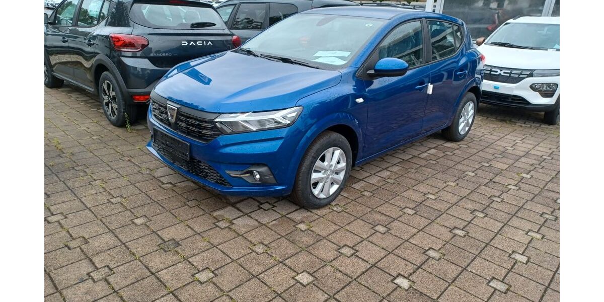 Dacia Sandero 15.700 km 13.300 &euro; Grammetal 99428