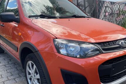 Lada Kalina 90.000 km 3.800 &euro; Berlin 13353