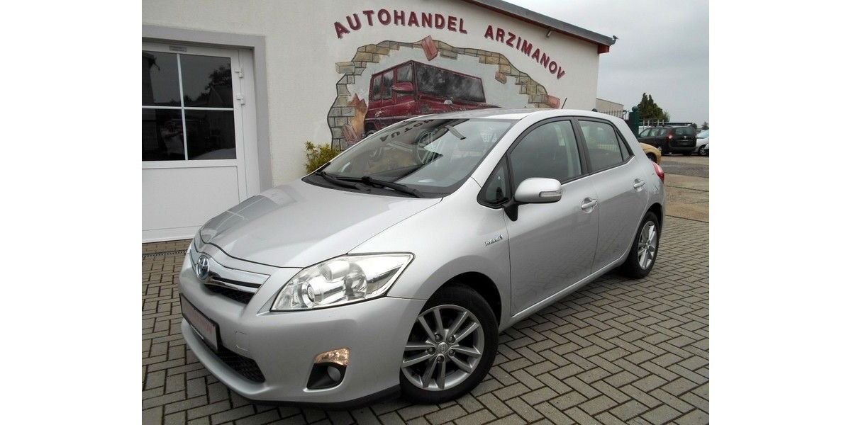 Toyota Auris 129.940 km 8.490 &euro; Markranstädt OT Quesitz 04420