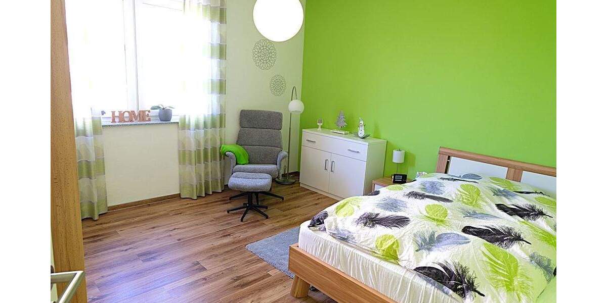 Etagenwohnung Bad Hersfeld - 3 Zimmer, 81 m&sup2;, 280.000&euro; | Angebot:25670594