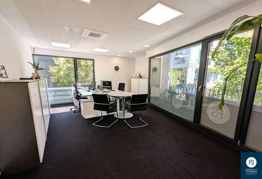 Büro in Arnsberg 2.565,25 € 226.3 m²