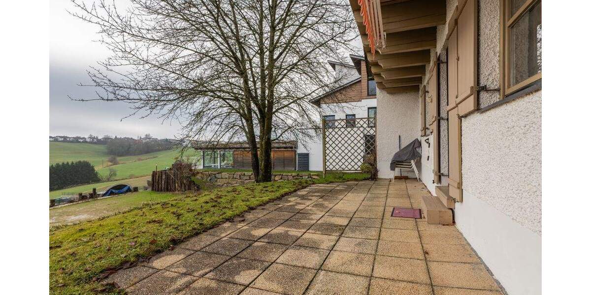 Einfamilienhaus Salzweg - 4 Zimmer, 150 m&sup2;, 350.000&euro; | Angebot:25749269