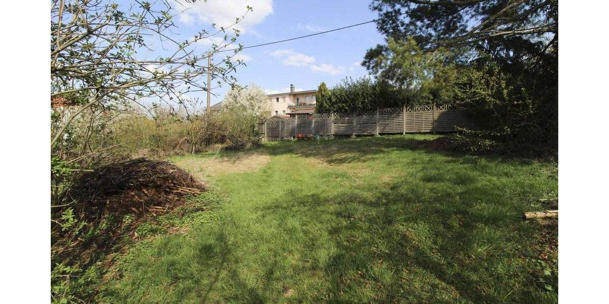 Ruhig gelegenes Baugrundstück für EFH oder 2 DHH in Königswinter zimmer