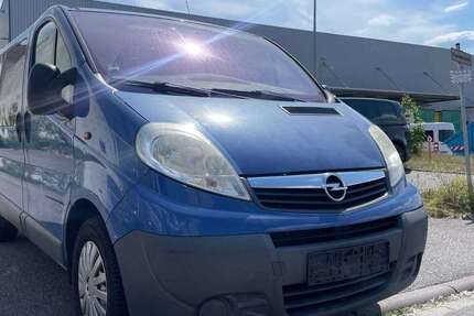 Opel Vivaro 146.743 km 9.500 € Hockenheim 68766