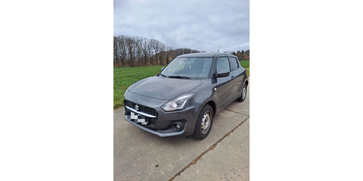 Suzuki Swift 28.000 km 16.500 &euro; Markersdorf OT Jauernick Buschbach 02829