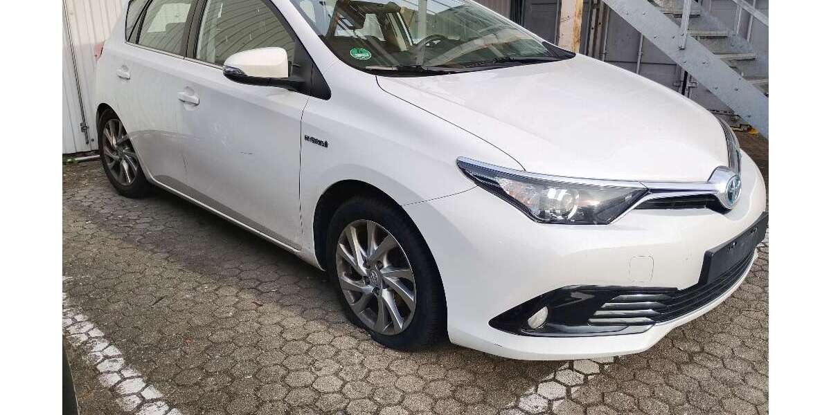 Toyota Auris 133.123 km 8.900 &euro; Ingolstadt 85055
