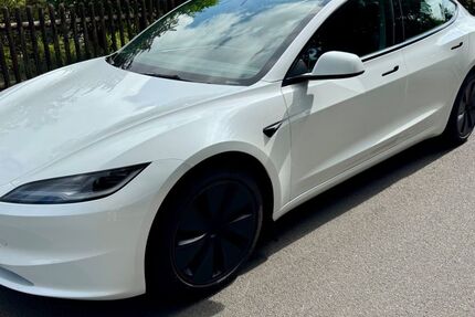 Tesla Model 3 28.500 km 37.000 &euro; Dresden 01239