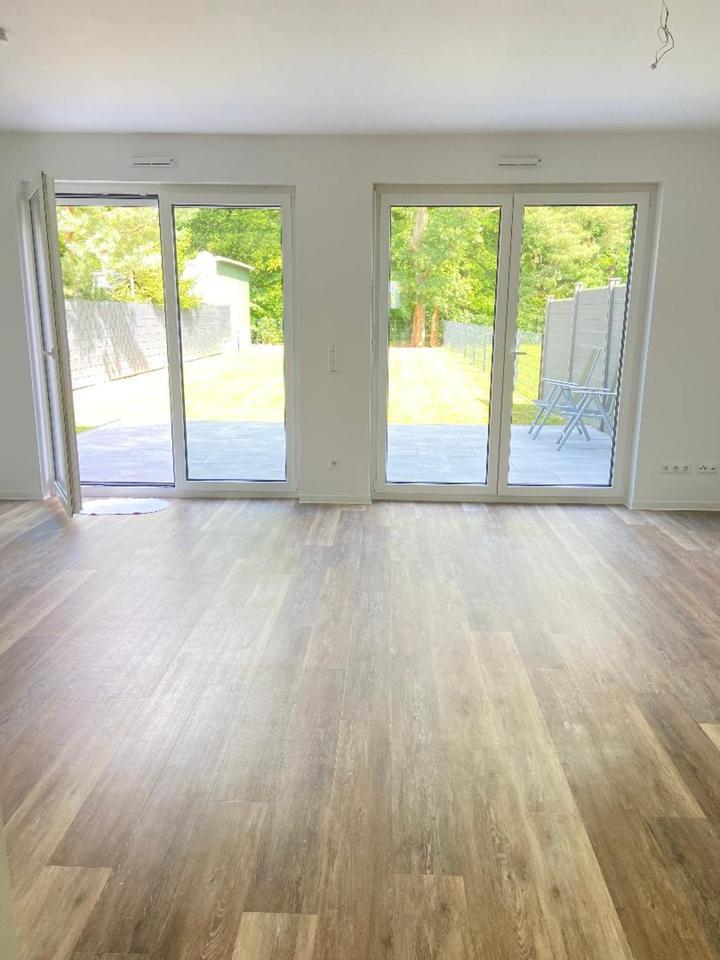 Doppelhaushälfte, DHH 4-Zimmer, 108 qm, EBK, Kamin, großer Garten
