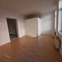 Etagenwohnung Gera Ostviertel - 2 Zimmer, 66 m&sup2;, 340&euro; | Angebot:26912932
