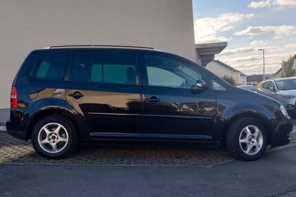 VW Touran 390.049 km 2.499 € Menden 58710