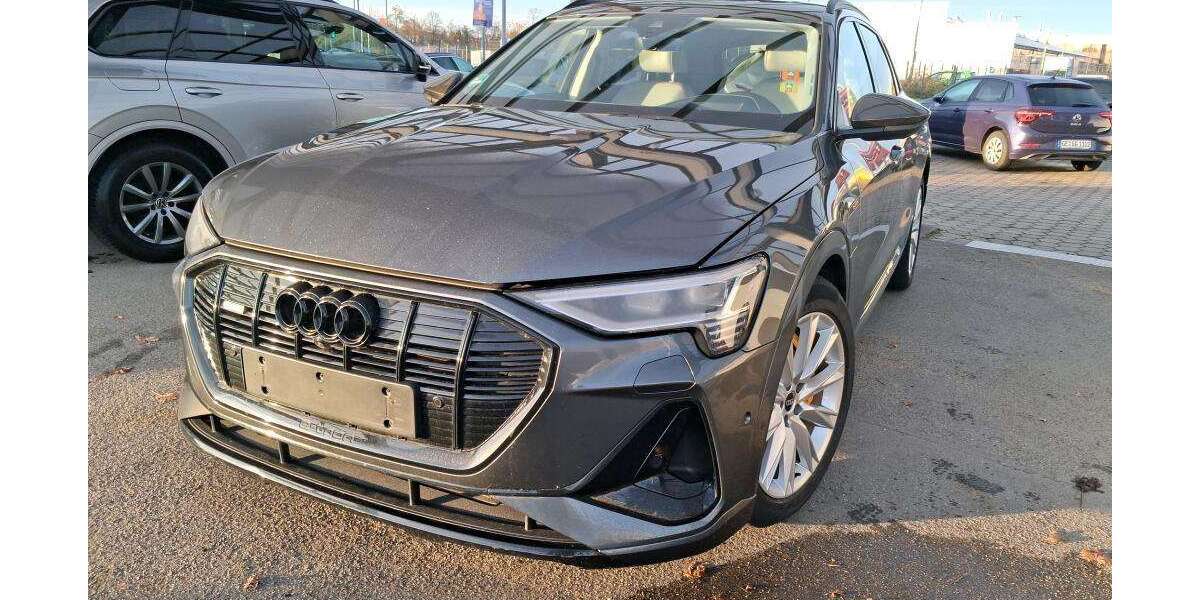 Audi e-tron 75.702 km 37.950 &euro; Hagen 58091