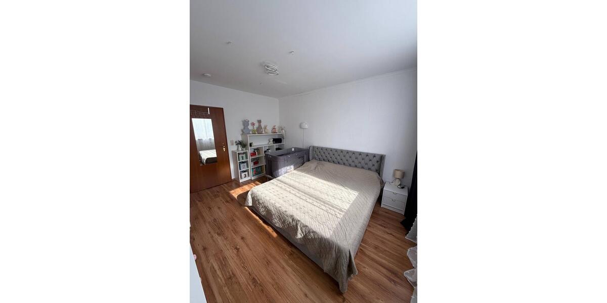 Etagenwohnung Wedel - 2 Zimmer, 62 m&sup2;, 910&euro; | Angebot:26342005