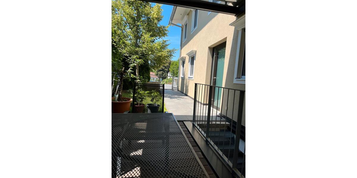 Einfamilienhaus Neufraunhofen - 10 Zimmer, 300 m&sup2;, 750.000&euro; | Angebot:26932893