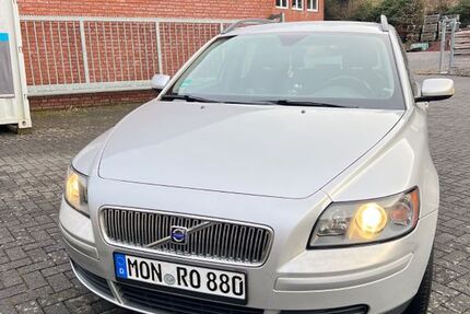 Volvo V50 266.300 km 2.150 &euro; Heimbach 52396