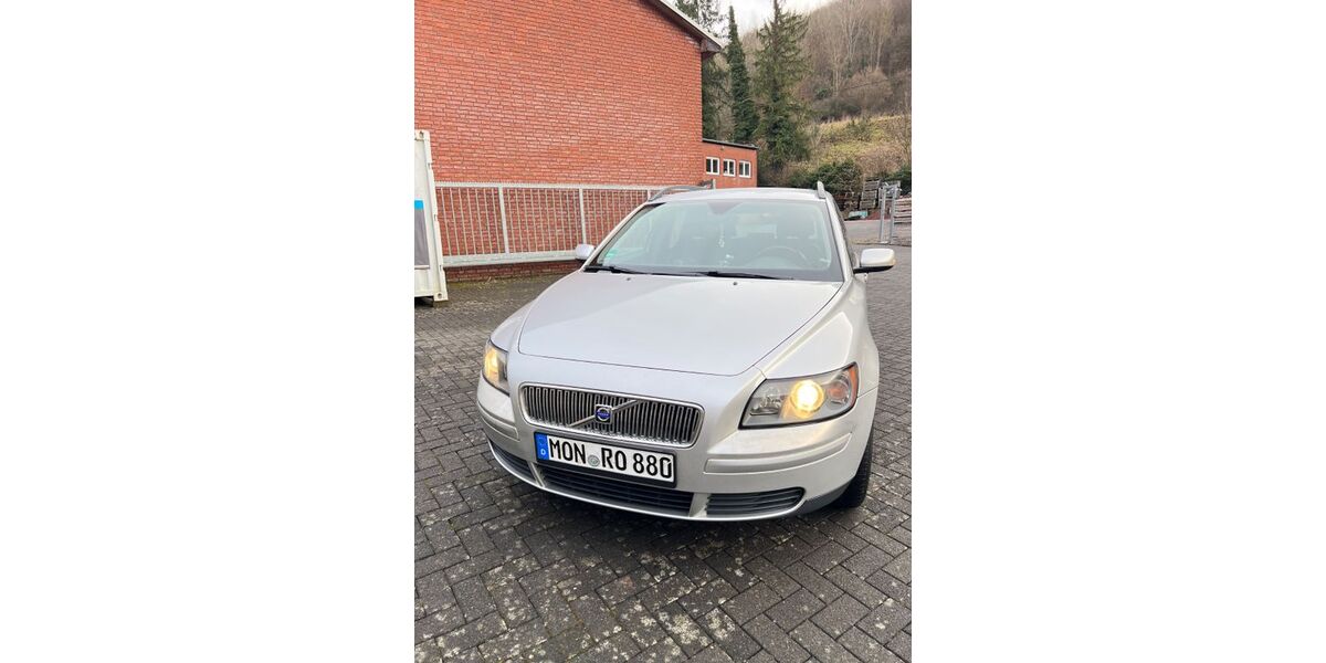 Volvo V50 266.300 km 2.150 &euro; Heimbach 52396