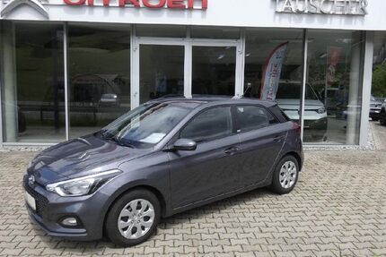Hyundai i20 90.398 km 9.490 &euro; Fischen 87538