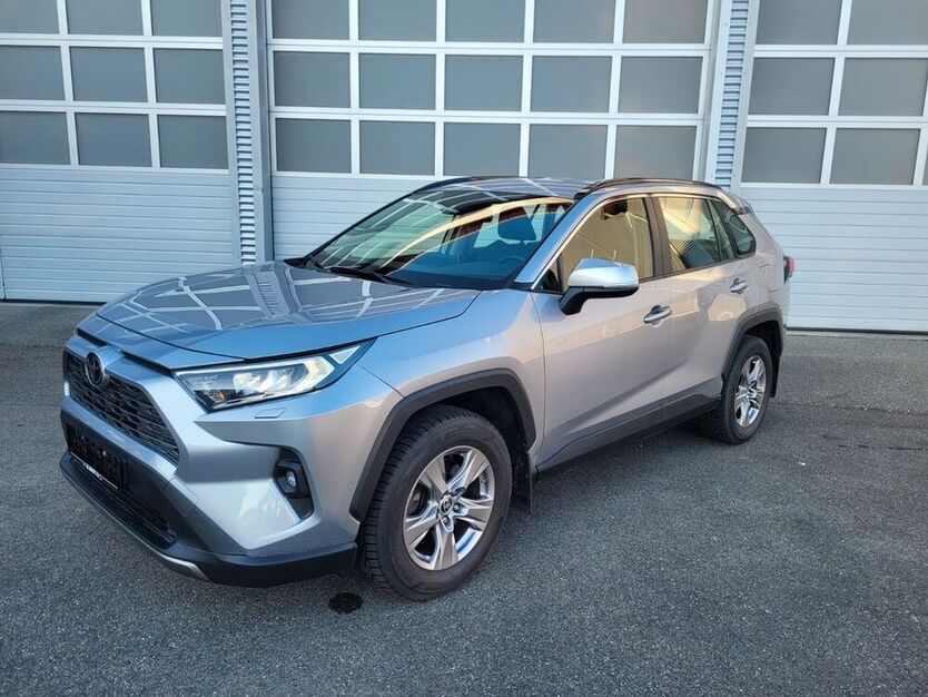 RAV 4