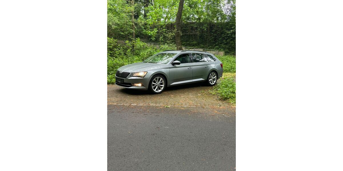 Skoda Superb 353.775 km 7.000 &euro; Dortmund 44143