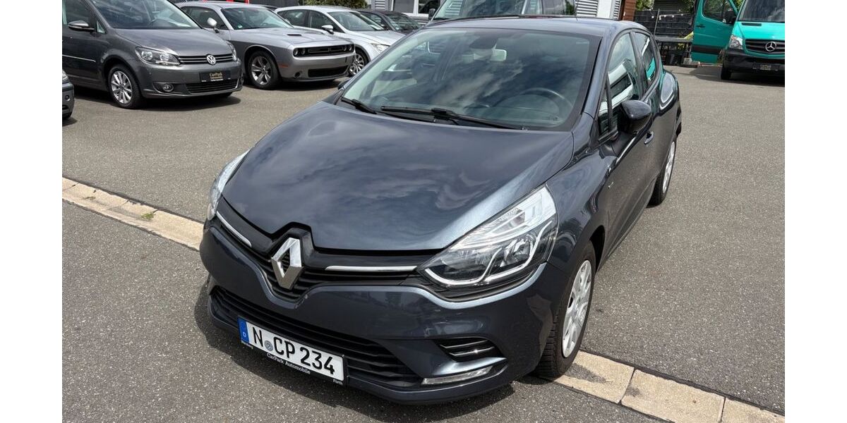 Renault Clio 81.904 km 7.999 &euro; Fürth 90763