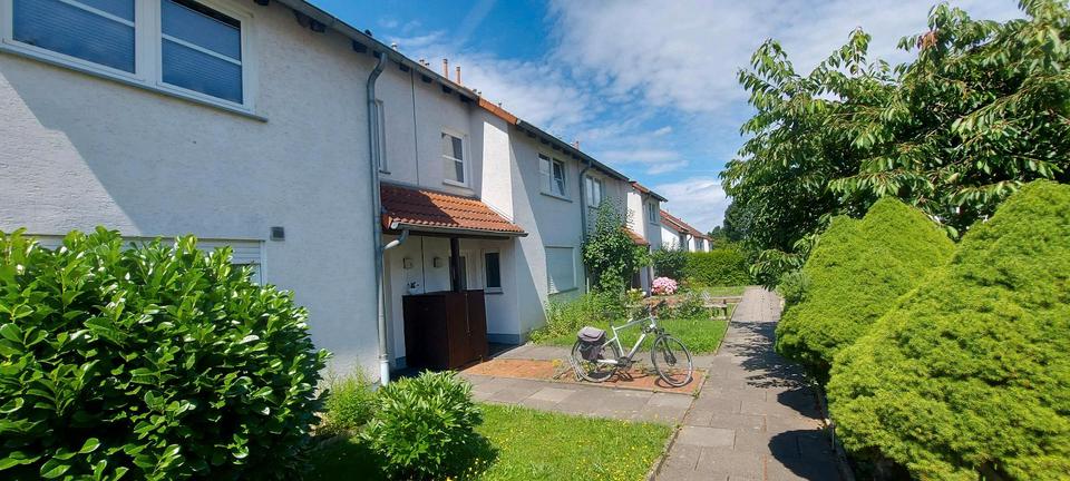 Reihenhaus Lemgo - 5 Zimmer, 121 m&sup2;, 260.000&euro; | Angebot:27255209