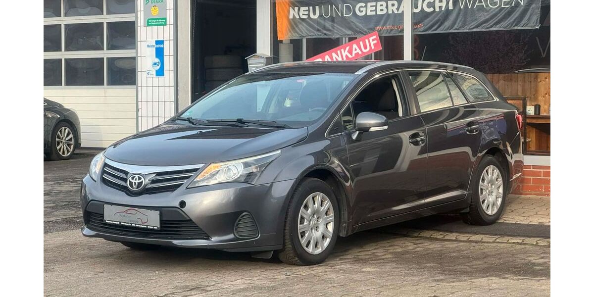 Toyota Avensis 353.000 km 3.450 &euro; Diepholz 49356