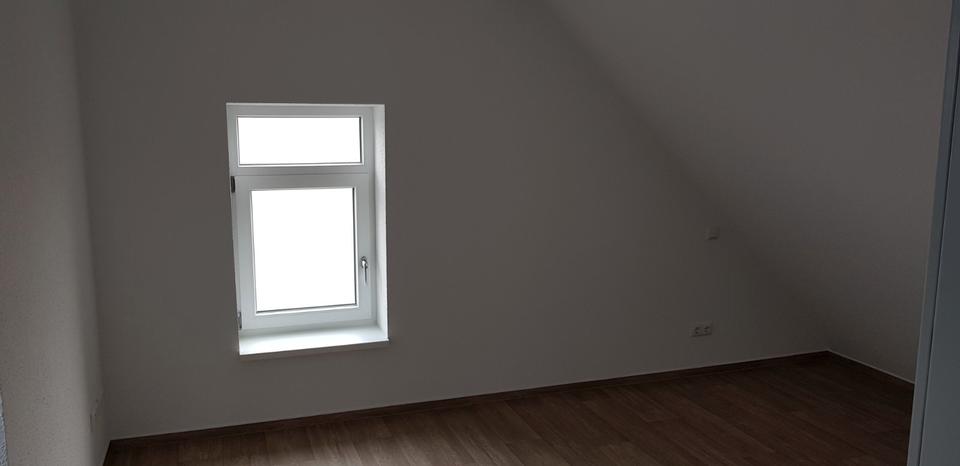 Dachgeschoßwohnung Zörbig - 2 Zimmer, 60 m&sup2;, 510&euro; | Angebot:26703979