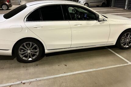 Mercedes-Benz C 250 241.000 km 12.900 &euro; Völklingen 66333