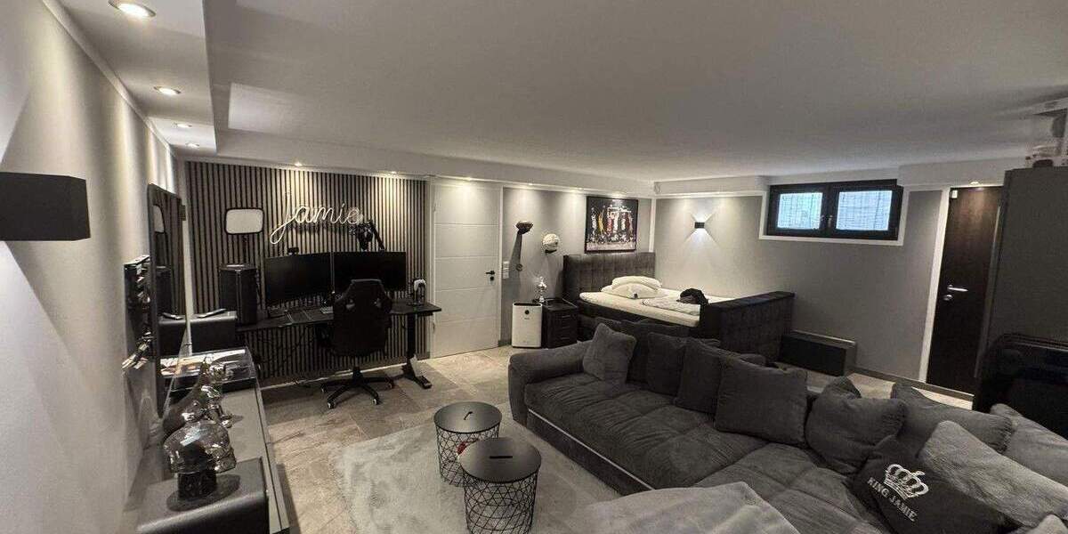 Doppelhaushälfte Rösrath - 7 Zimmer, 240 m&sup2;, 899.000&euro; | Angebot:24534219