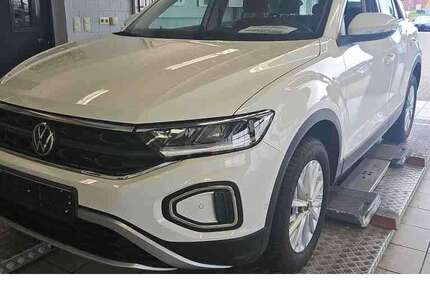 VW T-Roc 38.600 km 20.999 € Buedingen 63654