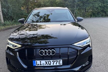 Audi e-tron 65.014 km 32.900 &euro; Isny 88316
