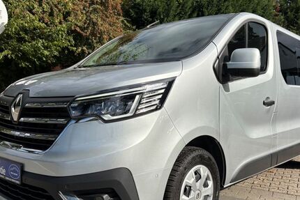 Renault Trafic 85.216 km 25.890 € Moers 47447