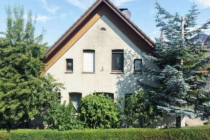 Haus Oerlinghausen - 8 Zimmer, 201 m&sup2;, 366.600&euro; | Angebot:27126722