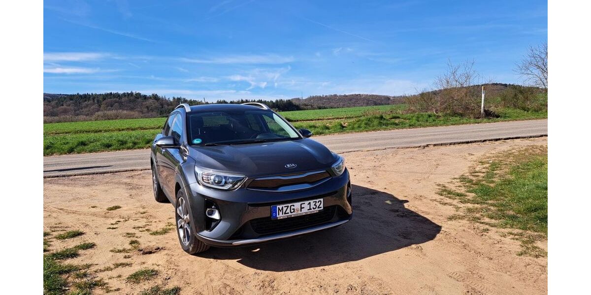 Kia Stonic 34.900 km 15.000 &euro; Beckingen 66701