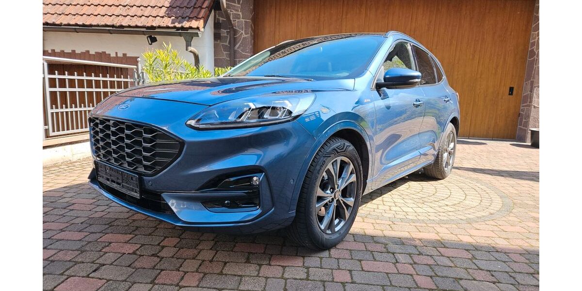 Ford Kuga 126.500 km 22.900 &euro; Mömbris 63776