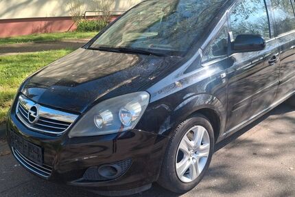 Opel Zafira 235.000 km 899 &euro; lahr 77933