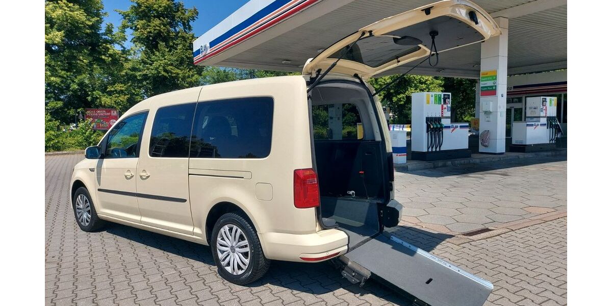 VW Caddy 295.574 km 12.999 &euro; Leipzig 04328