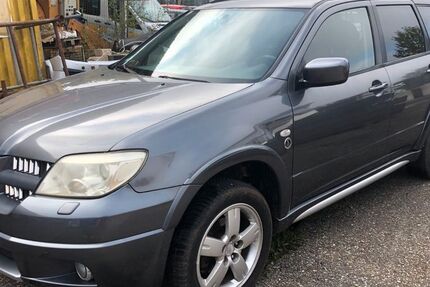 Mitsubishi Outlander 146.764 km 3.450 € Freiburg 79102