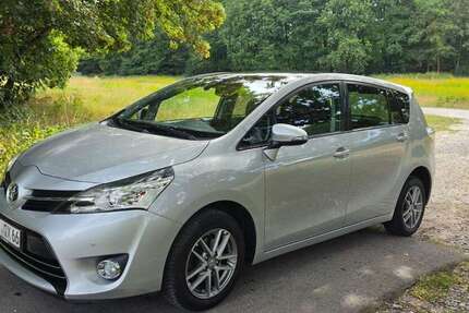 Toyota Verso 112.500 km 12.500 &euro; Bielefeld 33689