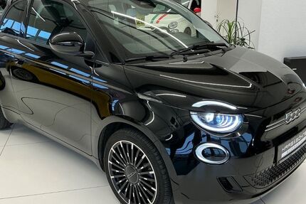 Fiat 500e 34.229 km 16.890 &euro; Eckental 90542