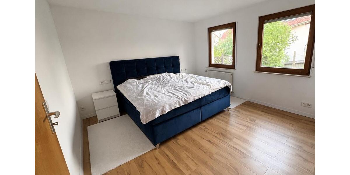 Doppelhaushälfte Schwieberdingen - 8 Zimmer, 172 m&sup2;, 730.000&euro; | Angebot:26688876
