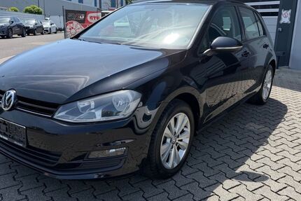 VW Golf 269.120 km 5.790 &euro; Offenbach am Main 63067
