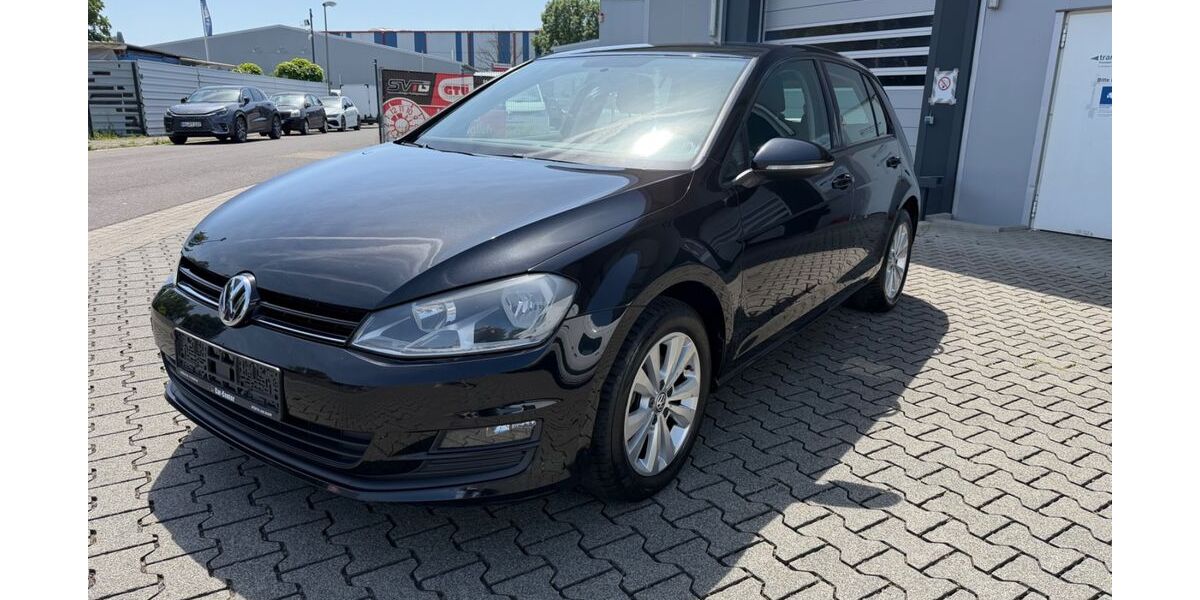 VW Golf 269.120 km 5.790 &euro; Offenbach am Main 63067