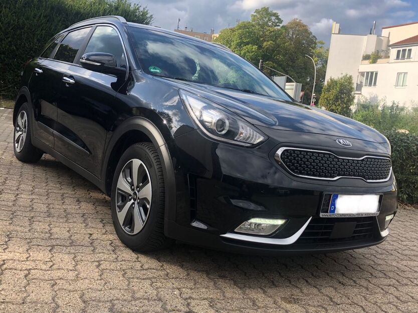 Kia Niro 116.000 km 13.990 € Salzgitter 38226