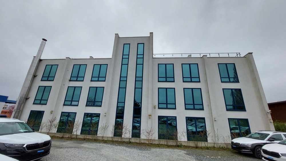 Hofheim Mitte - Moderne Bürofläche mit ca. 172 m² 3.5 zimmer