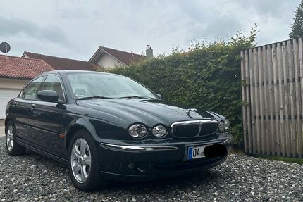 Jaguar X-Type 45.276 km 7.900 &euro; Betzigau 87488
