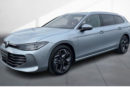 VW Passat Variant 1.505 km 67.890 &euro; Dresden 01067