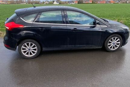 Ford Focus 138.000 km 5.500 &euro; Leopoldshöhe 33818