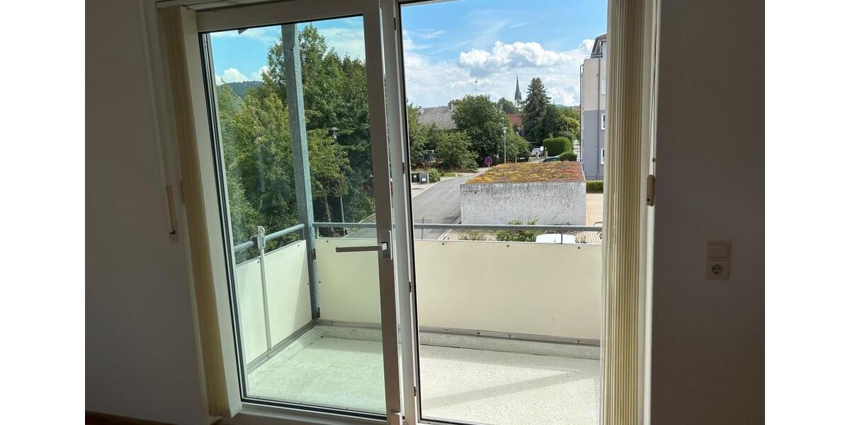 Etagenwohnung Bad Staffelstein - 3 Zimmer, 75 m&sup2;, 800&euro; | Angebot:26552573
