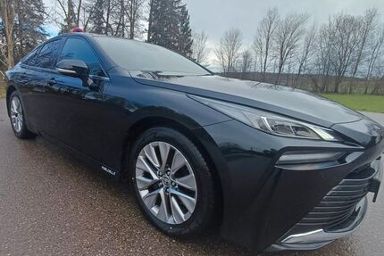 Toyota Mirai 10.500 km 16.990 &euro; Fürstenfeldbruck 82256